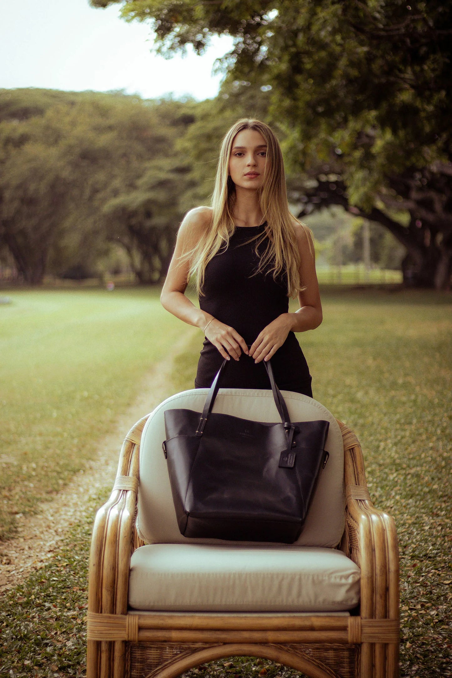 Derby - Black