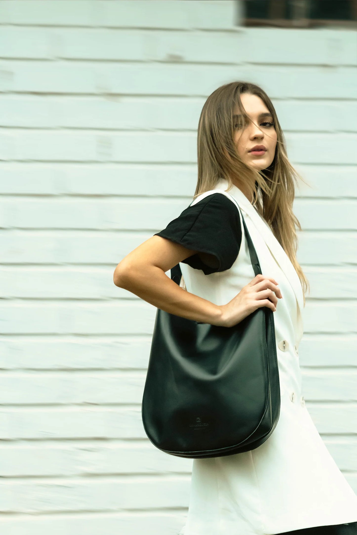 Saddle - Black