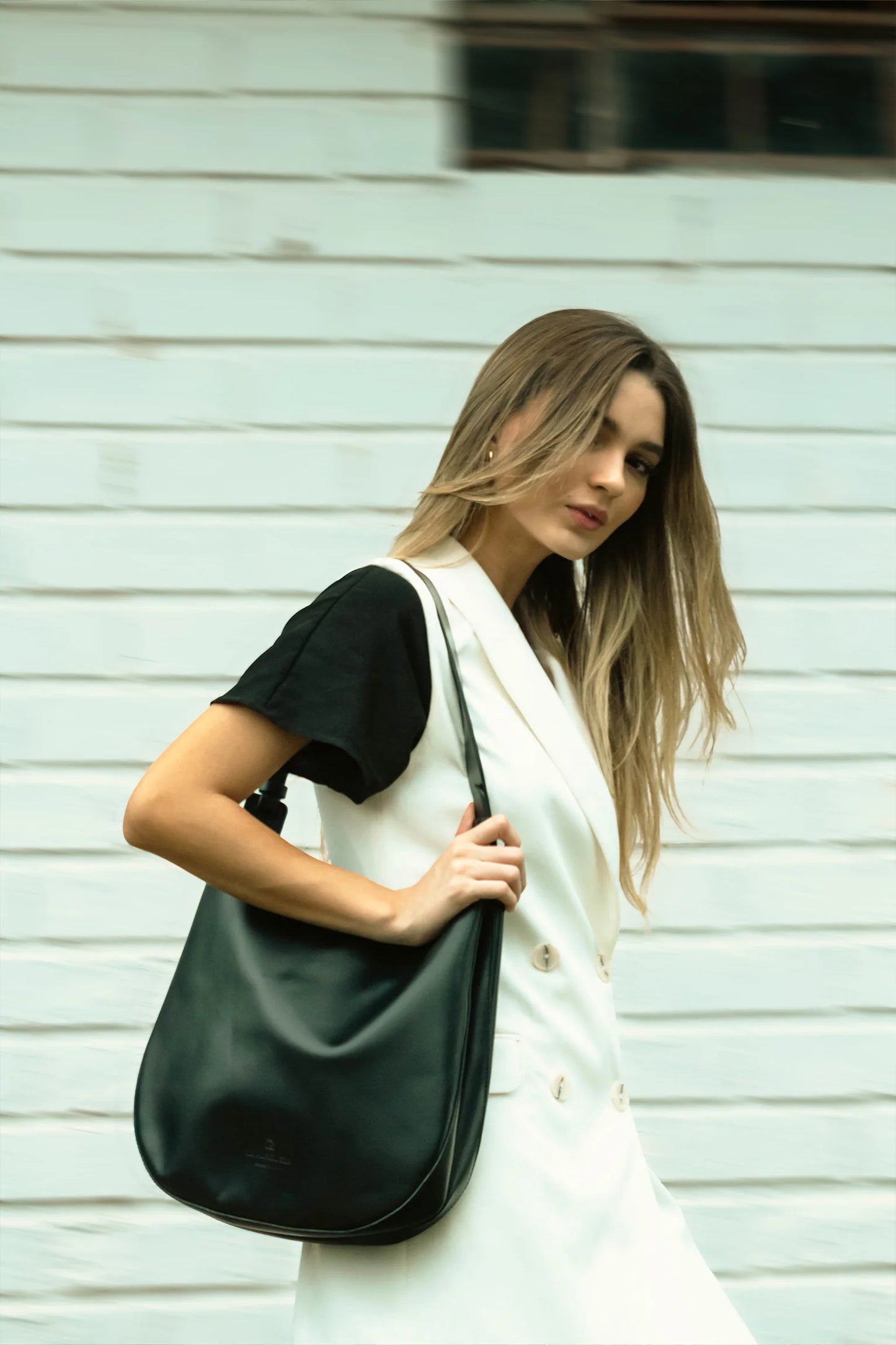 Saddle - Black
